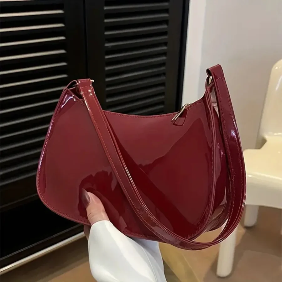 Red high-end bag for women, retro hand-held underarm bag, foreign-style small patent leather bag for young girls, single shoulde - Image 3