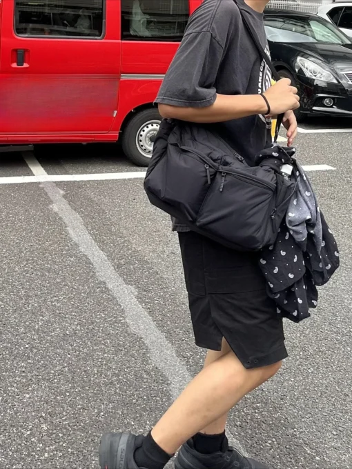 Casual Multi-pocket Nylon Messenger Bag with Large Storage for Women - Image 3