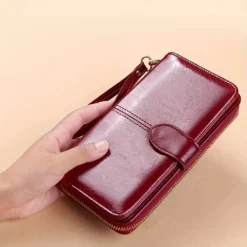 Alternative view of Vintage Oil Wax PU Leather Clutch Wallet with Large Capacity for Women