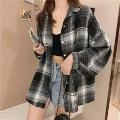 Plaid Shirt Women Vintage Long Sleeve Blouse Loose Check Top for Autumn Fashion