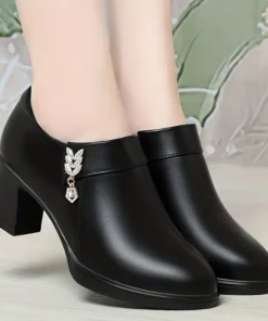 Comfortable Fashion Deep Mouth Soft Leather Women's Platform Shoes Fall Block Heels Single Shoes for Office Mom