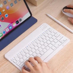 Alternative view of 10-Inch Bluetooth Magnetic Keyboard for iPad 2024 and Xiaomi 6, Rechargeable for Tablets