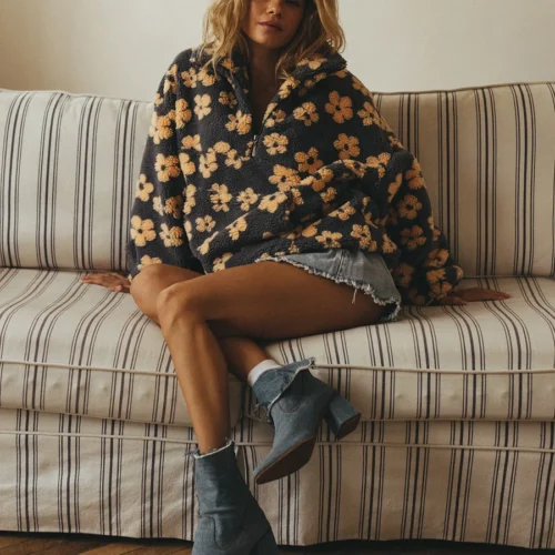 Yaminiya Women's 2025 New Fashion Polar Fleece Flower Blossoms Sweater Cotton Sweater Loose Warm Fur Stand Up Collar Zipper Top