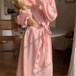 Solid Robes for Women in Korean Style with Breathable Fabric for Casual Spring Outwear