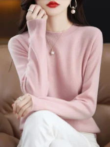 Merino Wool Sweater with O-Neck Design and Long Sleeves for Women - Pink, L