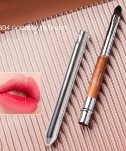 Lady Makeup Brush Lip Gloss Brush with Protect Cap Metal Handle Lip Brush Cosmetic Brush Concealer Brush Lipstick Brush