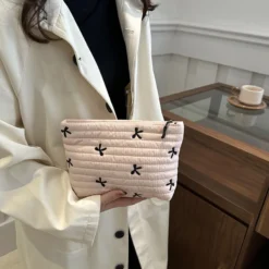 Alternative view of Large Capacity Makeup Bag with Zipper for Cosmetic Storage