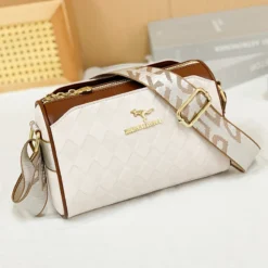 Luxury Women's Messenger Bag with Checkered Design and Trendy Crossbody Style