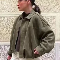 Alternative view of Vintage Green Oversize Bomber Jacket - Elegant Loose Fit for Women - Perfect for Parties