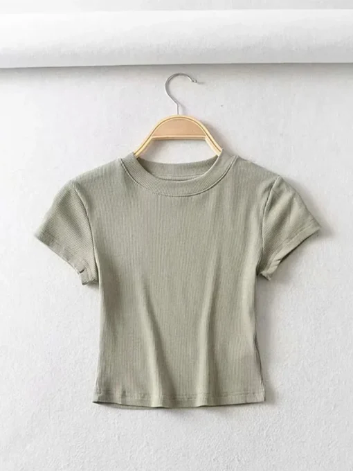 Short-sleeve O-neck T-shirt for women with slim elastic fit in a crop style - Image 2