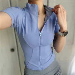 Slim Stand Collar Full Zipper Short Sleeve Yoga Tops for Women Casual Workout and Running
