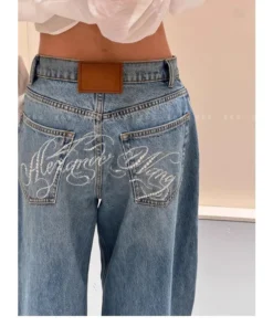 Alternative view of Loose Wide Leg Women's Distressed Jeans - Vintage American Style