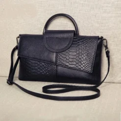 Soft PU Leather Handbag with Luxury Design for Women - Versatile Shoulder and Crossbody Bag