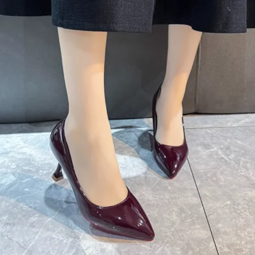 Fashionable High Heel Single Shoes Women Spring New Red Pointed Toe Thin Heel Breathable Slip-On Comfortable All-Match Shoes