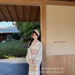 Alternative view of Japanese Women's Yukata Dress - Traditional Kimono Design for Photography Enthusiasts