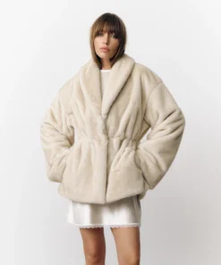 Fashion Long Coat - Elegant Lapel Collar Overcoat with Full Sleeves for Women