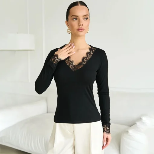 V Neck Lace T-Shirt Top with Navel Exposed Design for Women Party Fashion - Image 2