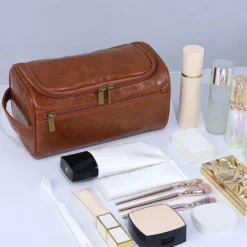 Alternative view of Leather Dopp Kit for Travel and Cosmetics - Large Toiletry Bag for Men and Women