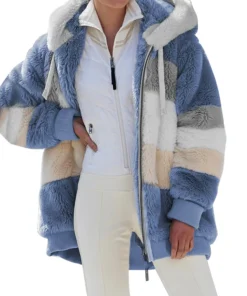 Warm Oversized Hooded Jacket for Women – Plush Coat with Pockets, Autumn/Winter Streetwear
