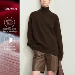 All-wool seamless turtleneck sweater with antibacterial properties for women, versatile for winter wear