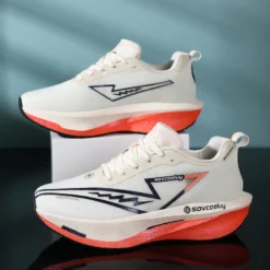 Men's Lightweight Running Shoes with Breathable Mesh Upper and Carbon Board