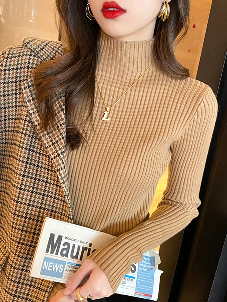 Knitted Turtleneck Sweater for Women with Long Sleeves in Simple Chic Style - Image 5