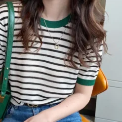 Alternative view of Round Collar Short Sleeve T-Shirt with Summer Print for Women in Casual Style