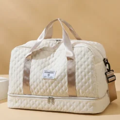 Lightweight Large Capacity Rhombic Lattice Travel Duffel Bag for Sports and Fitness