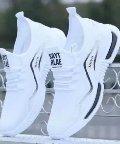 Men Shoes Slip on Fashion Sneakers Male Sport Running Shoes Breathable Gym Training Walking Tennis Shoes Non Slip Workout Flats