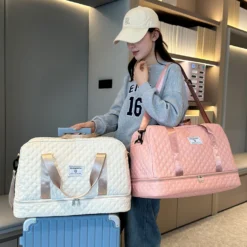 Alternative view of Lightweight Large Capacity Rhombic Lattice Travel Duffel Bag for Sports and Fitness