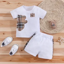 Infant Short Sleeve Tee and Shorts Set with Cartoon Checked Bear Print