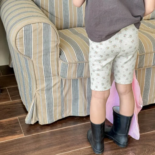 Cotton Floral Shorts for Baby Girls with High Waist Design - Image 4