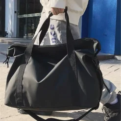 Large Capacity Handheld Travel Bag with Lightweight Storage for Sports and Fitness